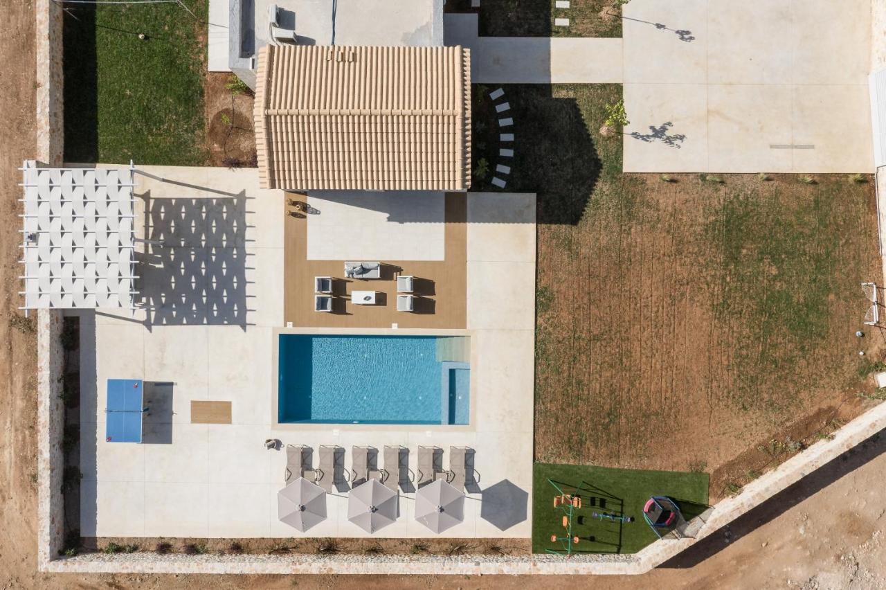 Evaero Villas I, Ii, Iii, IV - An Ever-So Inviting Escape, By Thinkvilla Sfáka 외부 사진