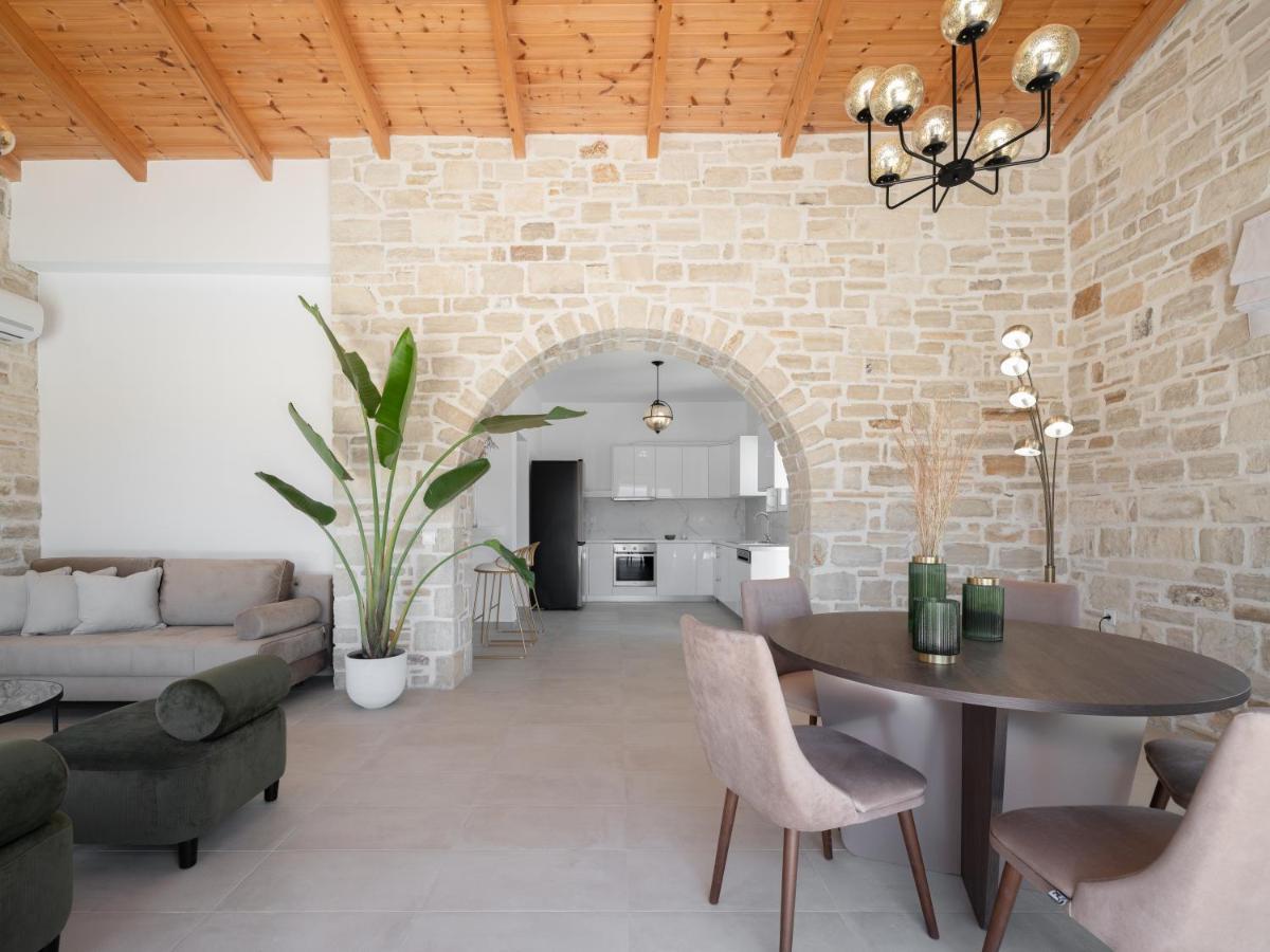 Evaero Villas I, Ii, Iii, IV - An Ever-So Inviting Escape, By Thinkvilla Sfáka 외부 사진