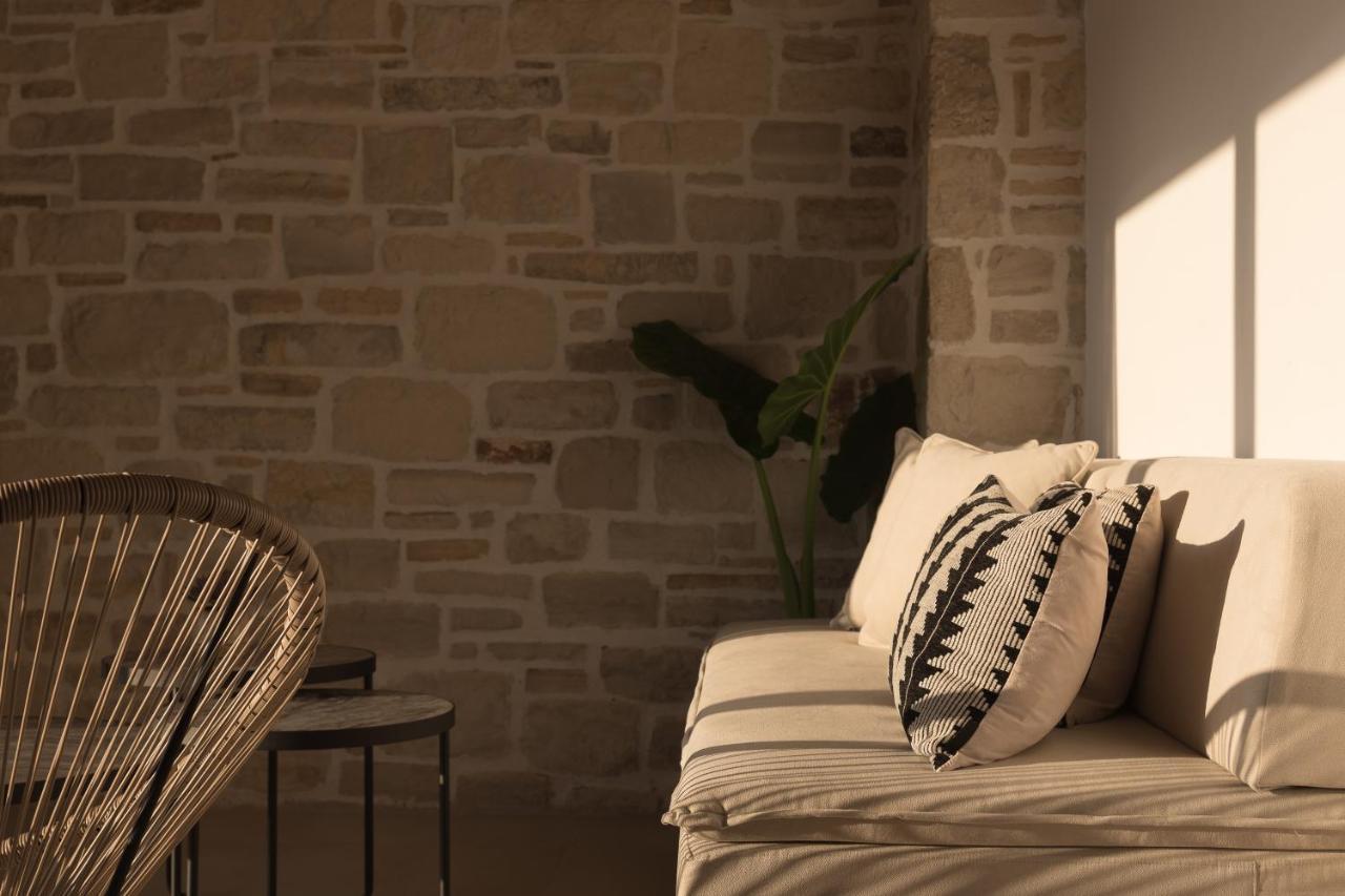 Evaero Villas I, Ii, Iii, IV - An Ever-So Inviting Escape, By Thinkvilla Sfáka 외부 사진