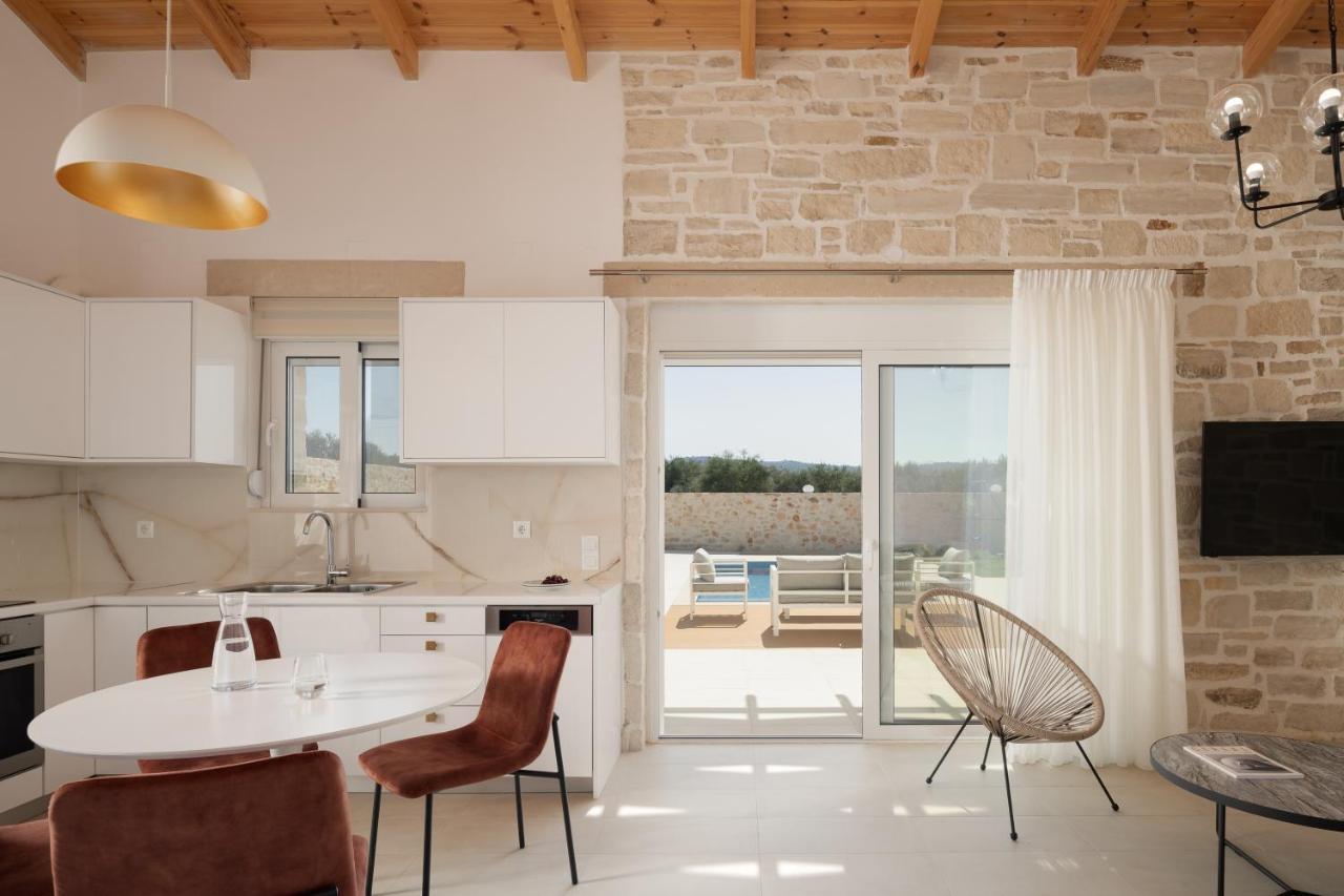Evaero Villas I, Ii, Iii, IV - An Ever-So Inviting Escape, By Thinkvilla Sfáka 외부 사진
